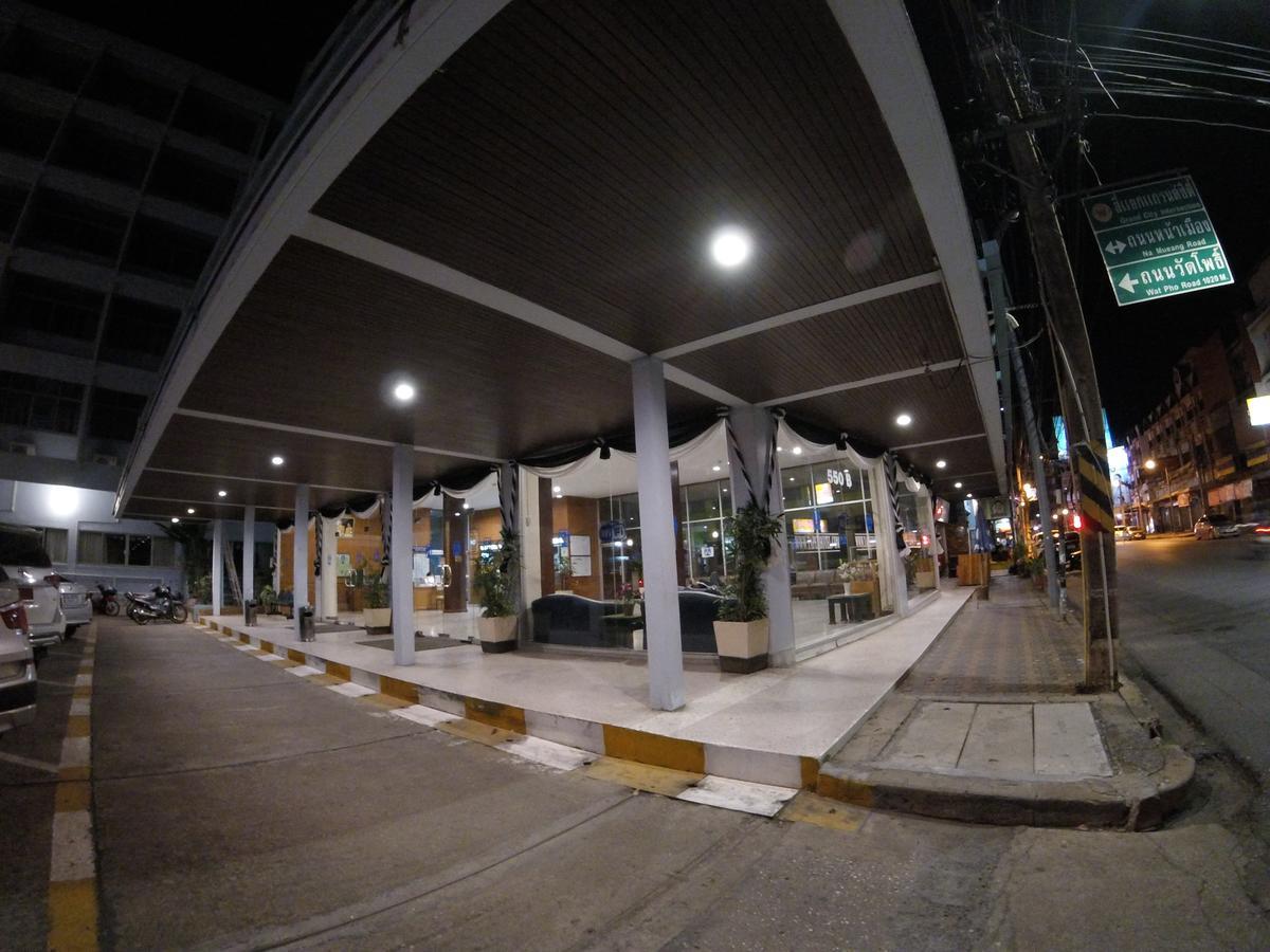 Tapee Hotel Surat Thani Exterior photo
