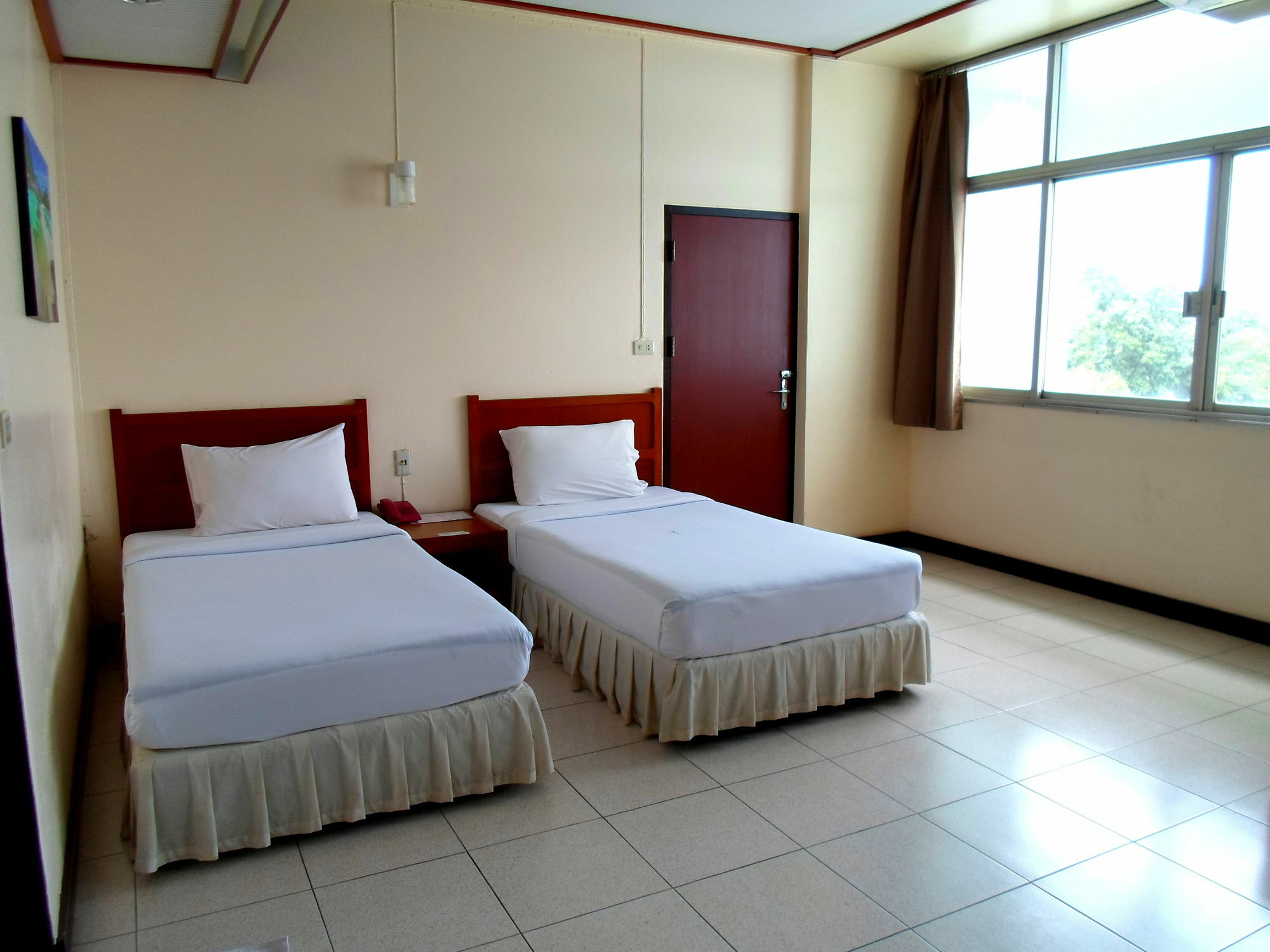 Tapee Hotel Surat Thani Exterior photo